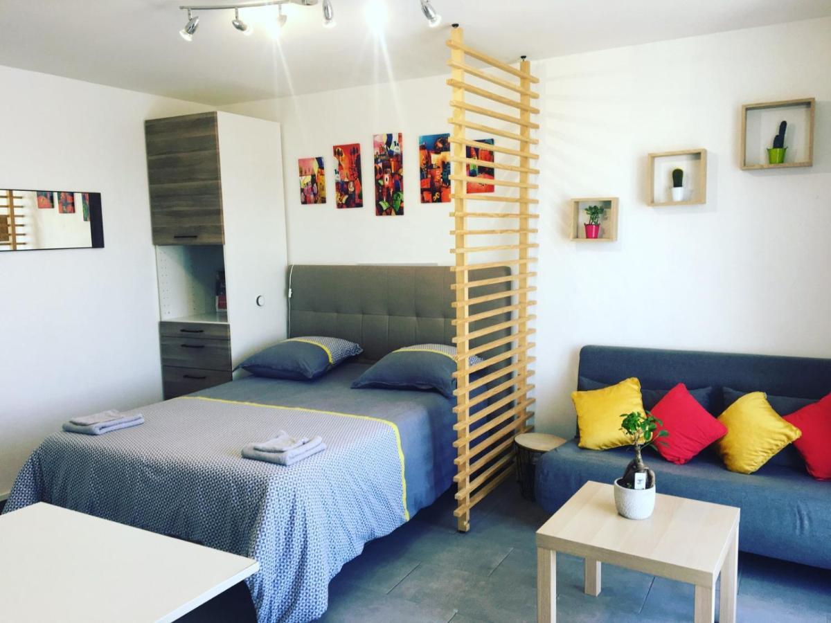 Suite Athena - Melun Gare Rer - Studio Avec Balcon Et Parking Екстериор снимка