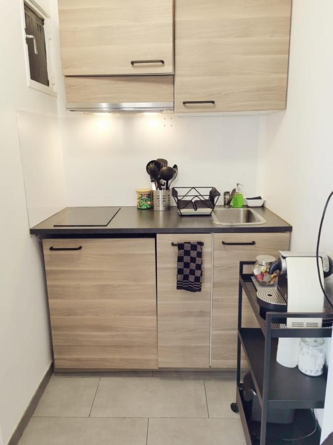 Suite Athena - Melun Gare Rer - Studio Avec Balcon Et Parking Екстериор снимка